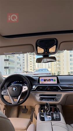 بي ام دبليو الفئة 7